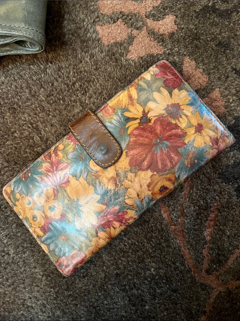 Patricia Nash floral wallet